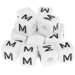 580 Dadi in plastica con lettera M (0,5 Kg)