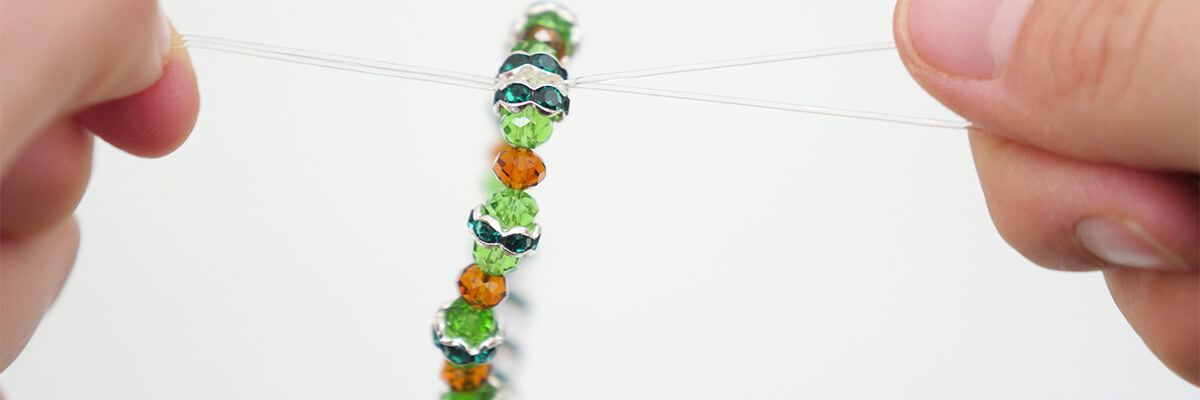 Bastelanleitung Kinderarmband mit Namen: weitere Knoten